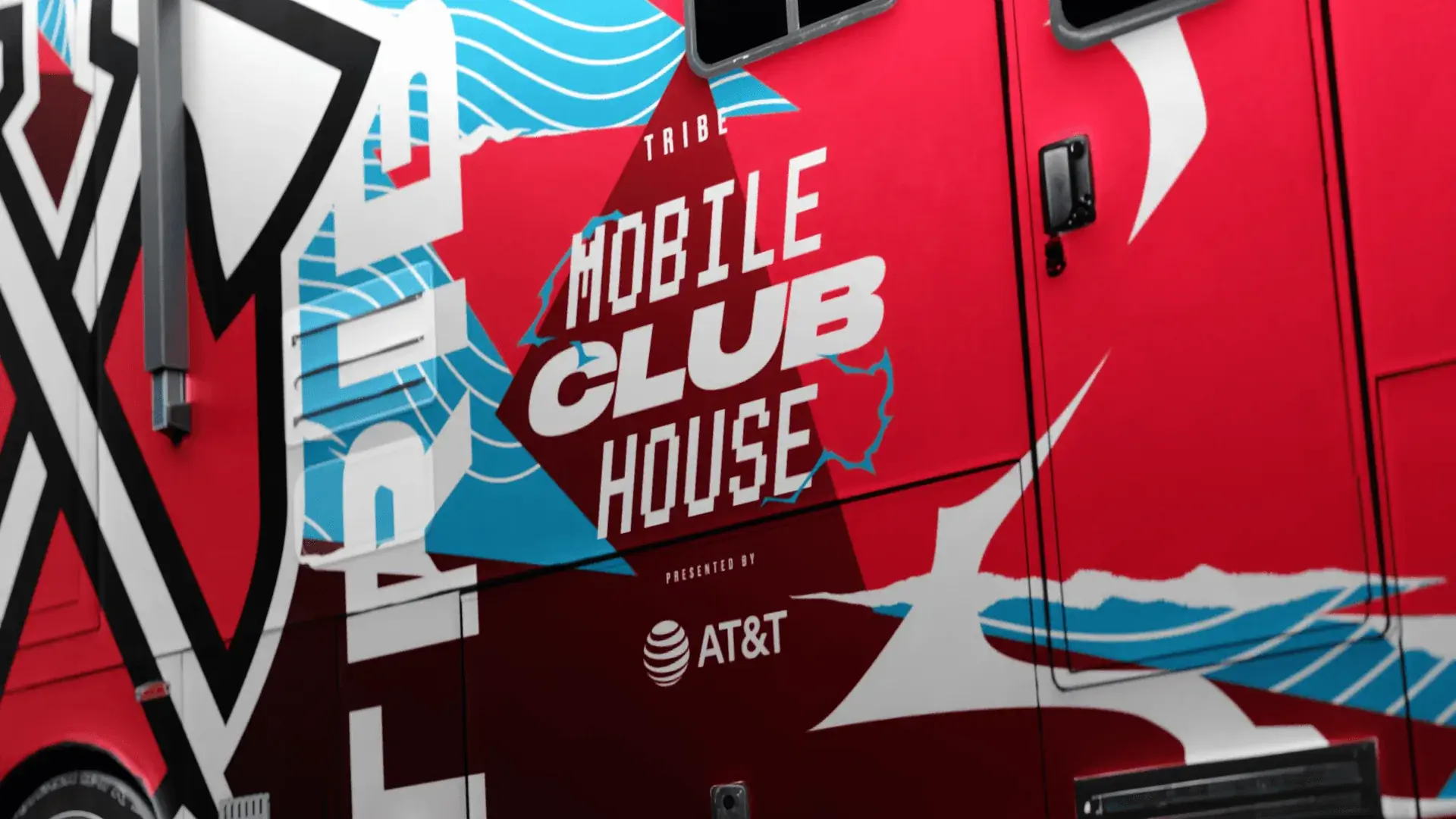 Mobile Gaming Club House